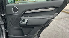 Land Rover Discovery 3.0 D300 R-Dynamic SE 5dr Auto Diesel Station Wagon